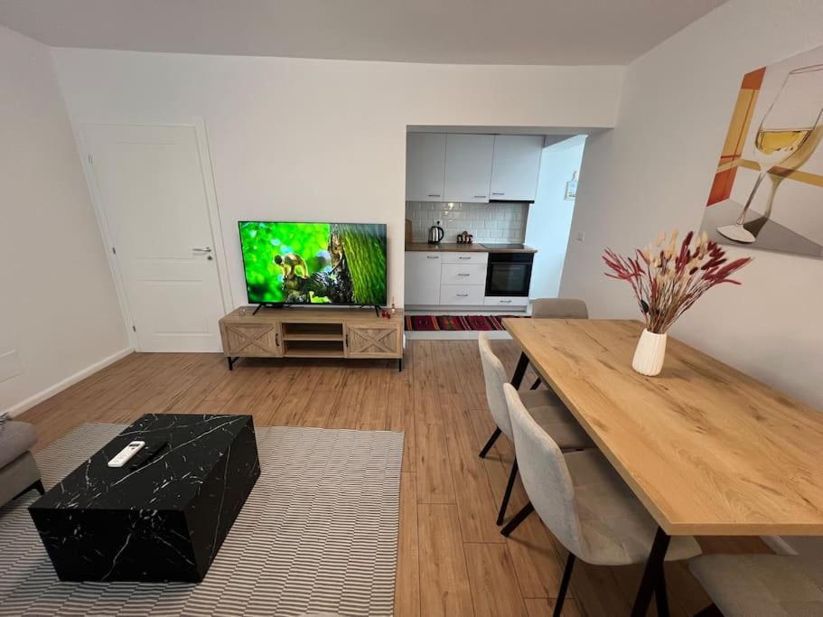 Modern Apt Near City Centre Shkodër Buitenkant foto