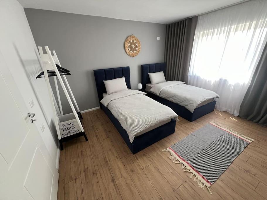 Modern Apt Near City Centre Shkodër Buitenkant foto
